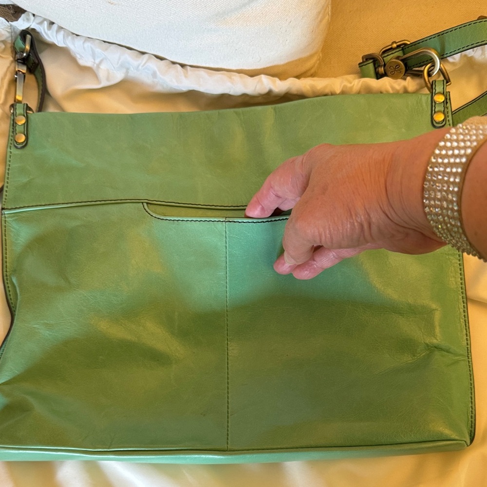 HOBO Mint Green Leather Shoulder Bag - Picture 4 of 6